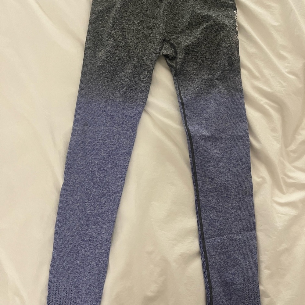GymShark Two tone Leggings - Gray and purple   GYMSHARK!! Great price